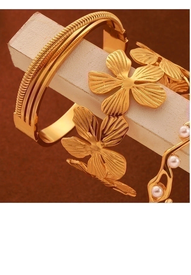 Aesthetic Flower Petal 18K Gold Plated  Bangle